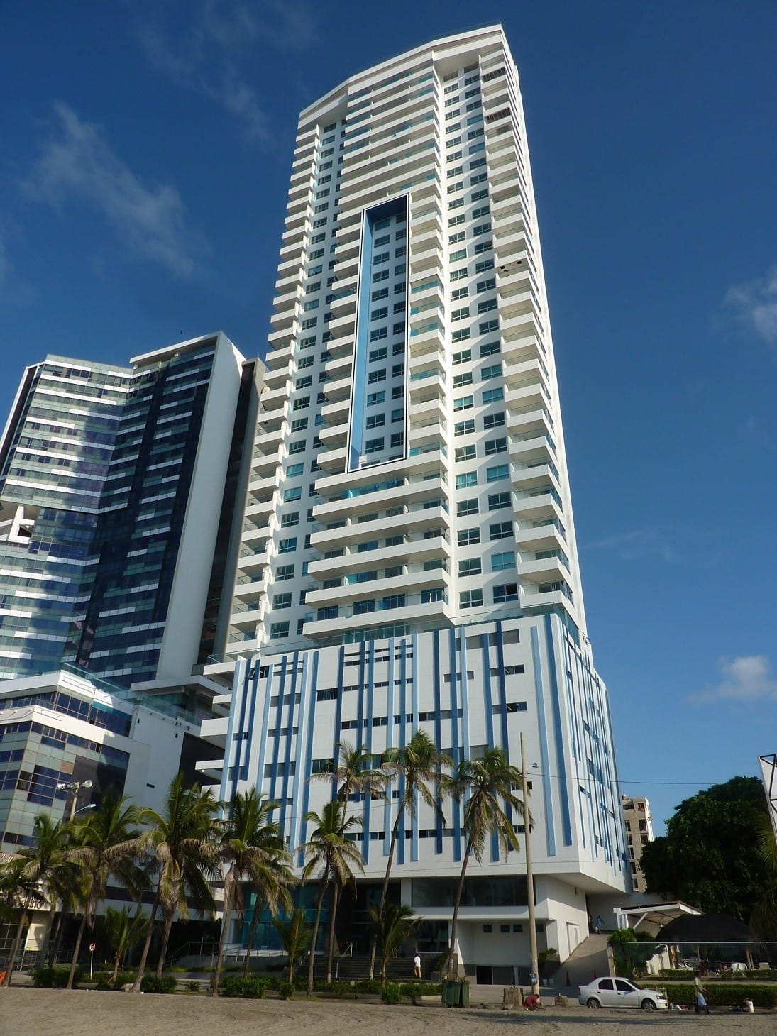 Edificio Palmetto Beach Cartagena