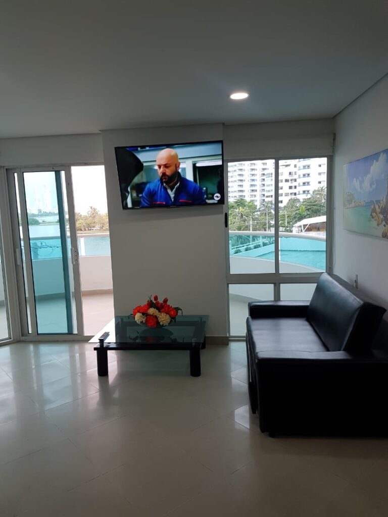 Apartamentos Vacacionales Tres Alcobas Edificio Torres del Lago Cartagena