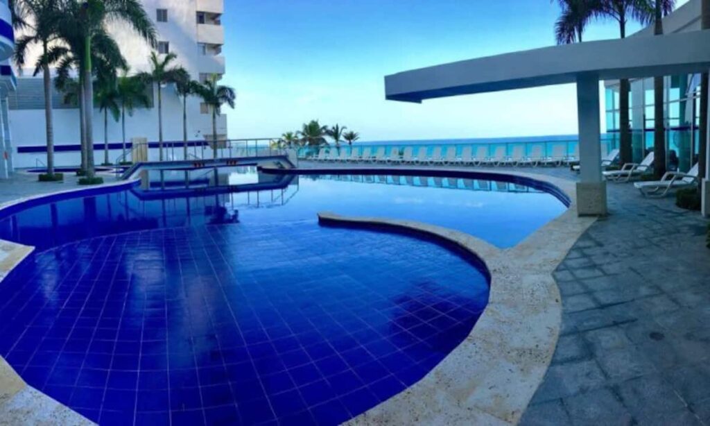 Apartamentos Amoblados Edificio Palmetto Uno