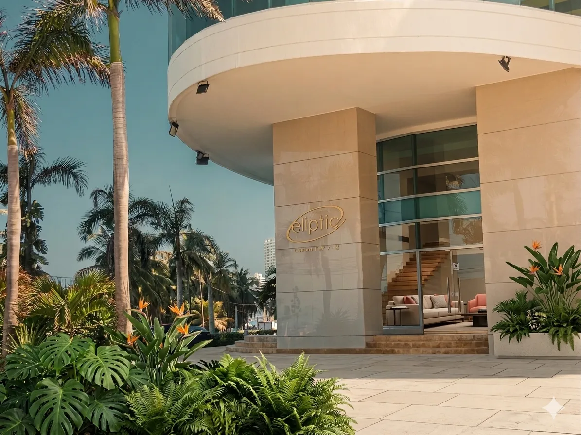 Entrada edificio Palmetto Eliptic desde la calle séptima Esquina con Avenida El Malecón