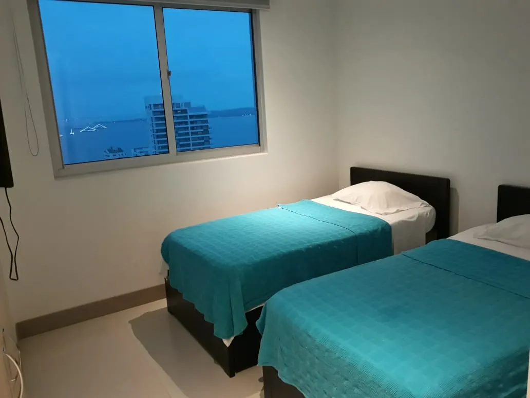 penthouse tres alcobas palmetto beach