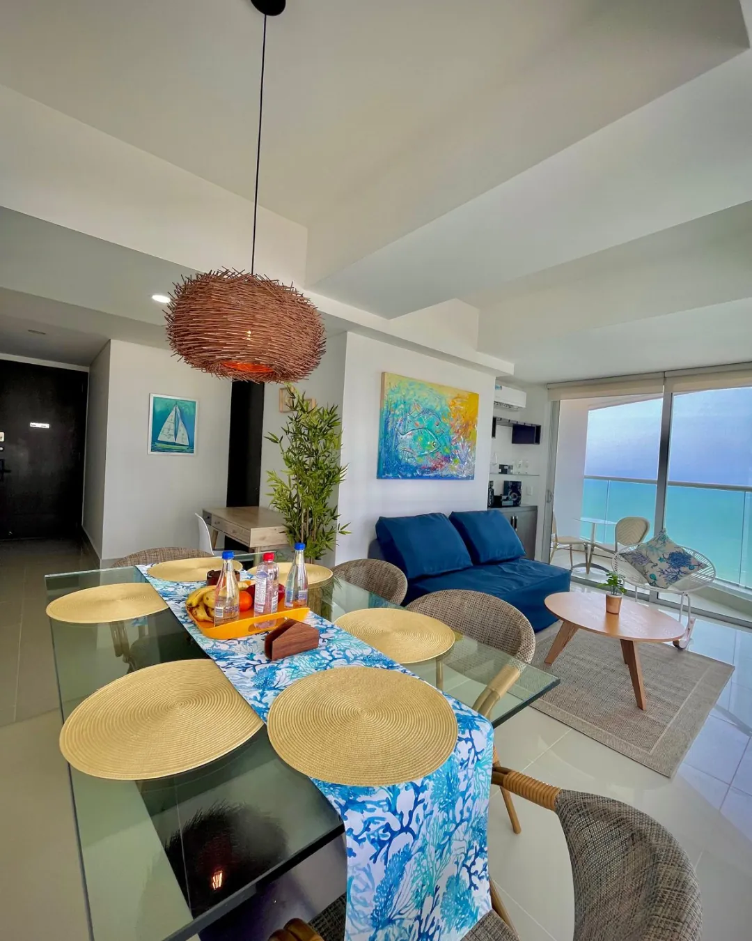 Juego de Comedor apartamento 2 habitaciones Palmetto Eliptic 2205