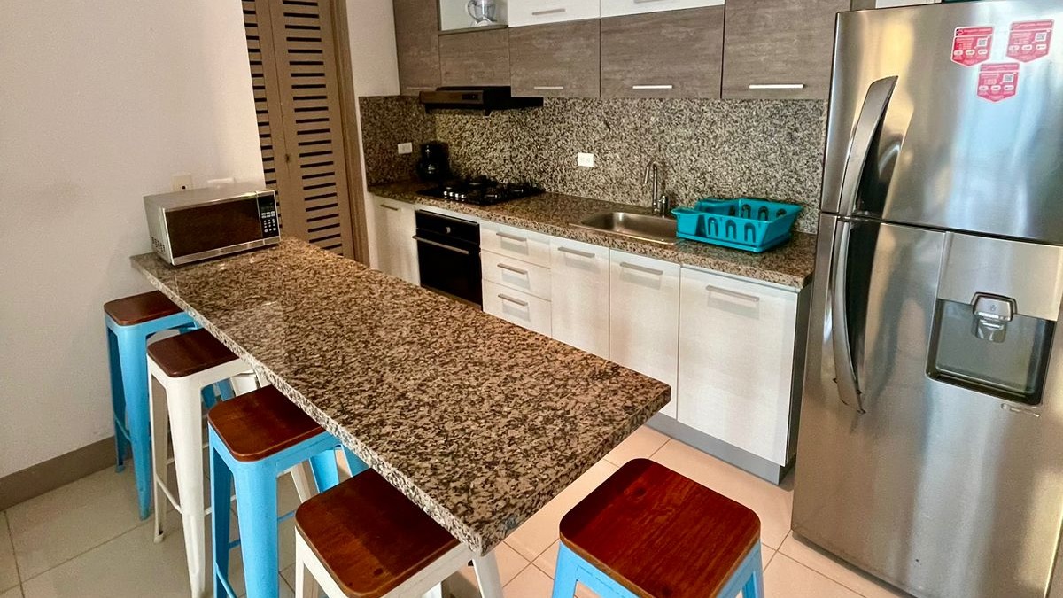 Cocina apartamento dos alcobas palmetto Beach