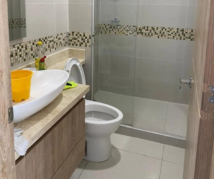 Baño interno de la habitaciones del apartamento 2801 PALMETTO BEACH