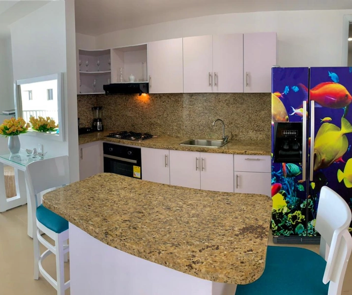 Cocina impecable del apartamento 1104 Edificio Palmetto Cartagena