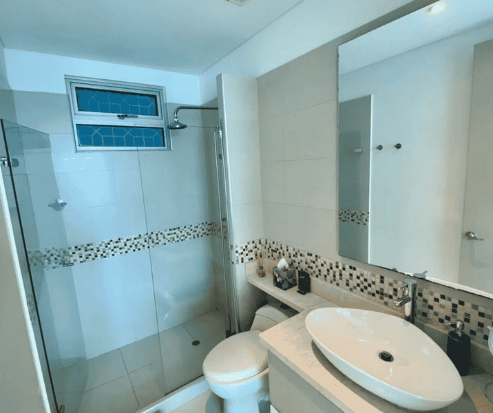 Segundo baño de Apartamento 2402.