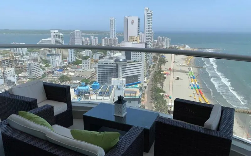Espectacular Balcón con vista al mar, Apartamento Vacacional 3302 Edificio Palmetto Eliptic Cartagena