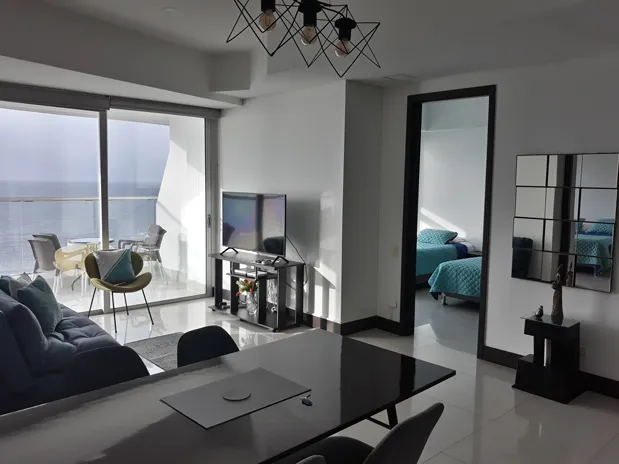 1402 sala del apartamento, piso alto Edificio Palmetto eliptic Cartagena.