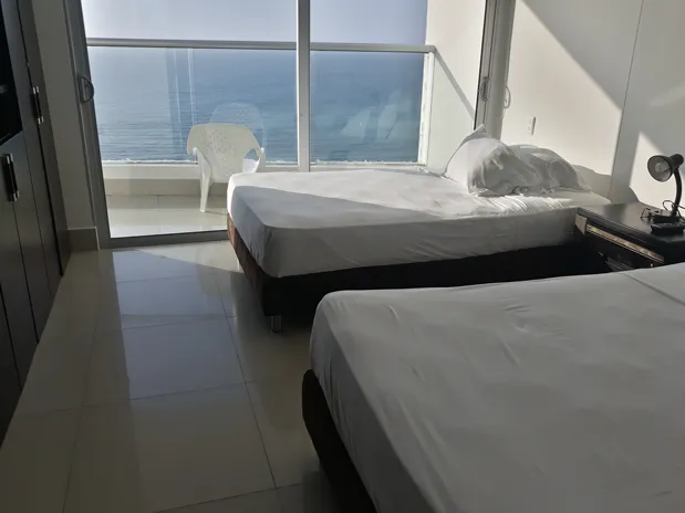 Habitación Auxiliar con vista al mar apartamento 2303 Edificio Palmetto Eliptic