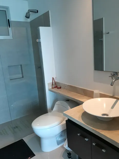 baño privado alcoba auxiliar