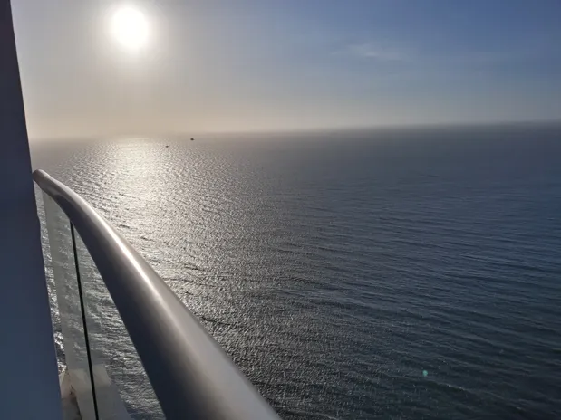 Maravillosa vista de atardeceres que podrás disfrutar desde el balcón del apartamento piso alto palmetto eliptic de lujo