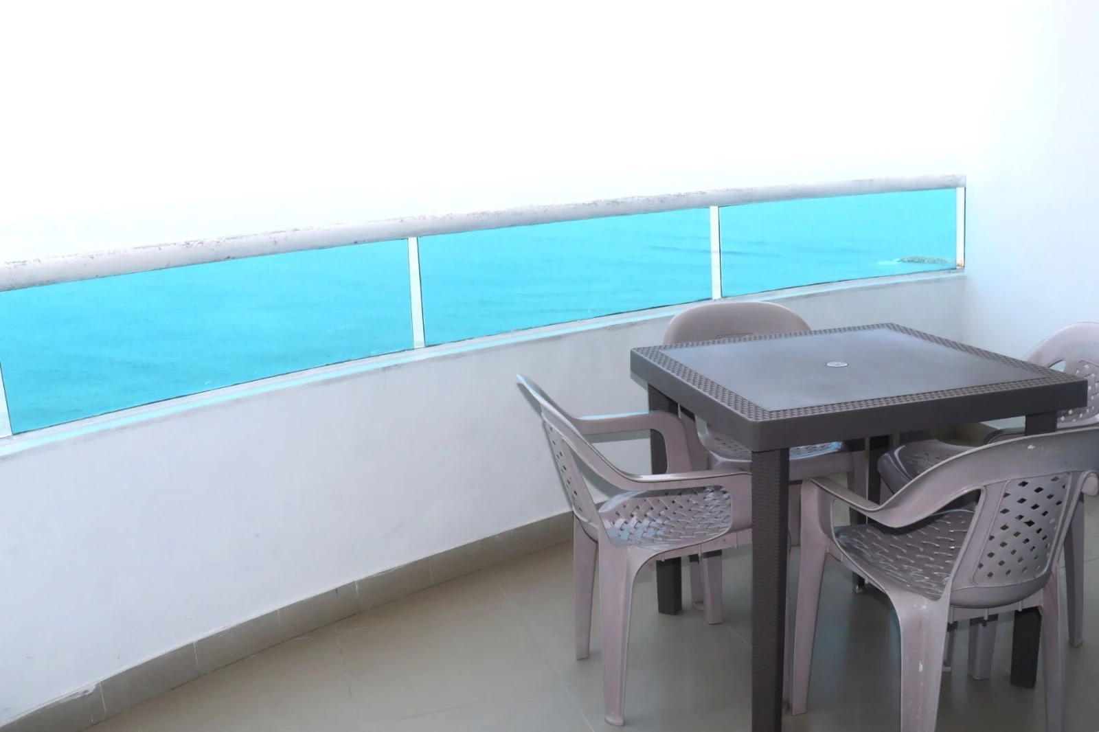 Apartamento Vacacional 1502B Dos alcobas Edificio Torres del Lago Barrio El Laguito Cartagena (1)
