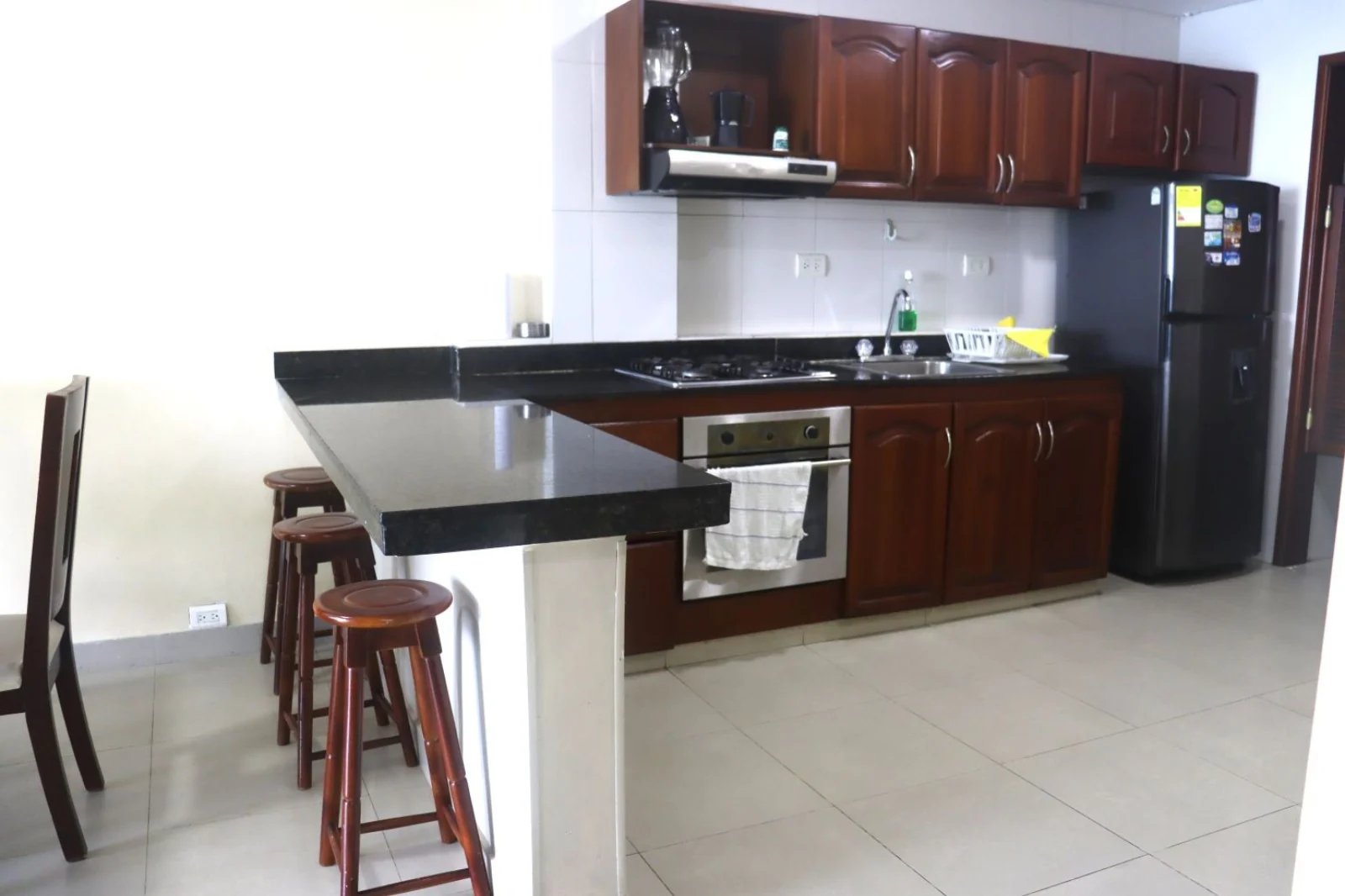 Detalle de la cocina en el Apartamento Alojamiento Familiar en Torres del Lago 1502B