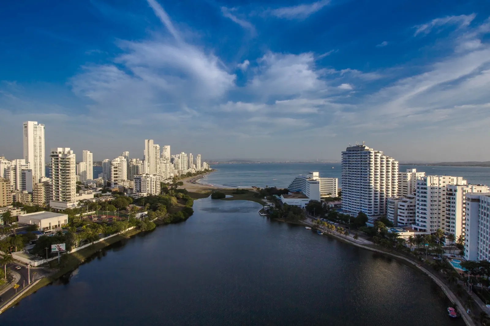 Vista desde el balcón en el mejor Alojamiento en Poseidón del Caribe Apartamento Vacacional Dos Alcobas 901