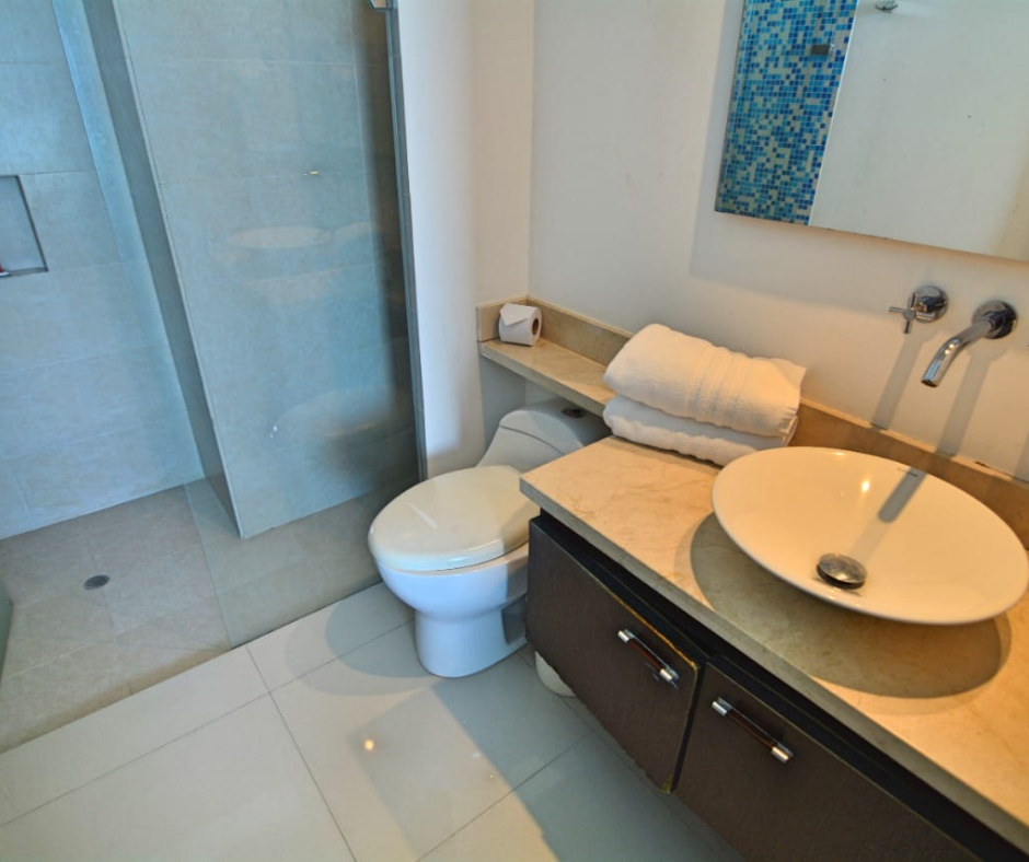 Baño Interno del apartamento v