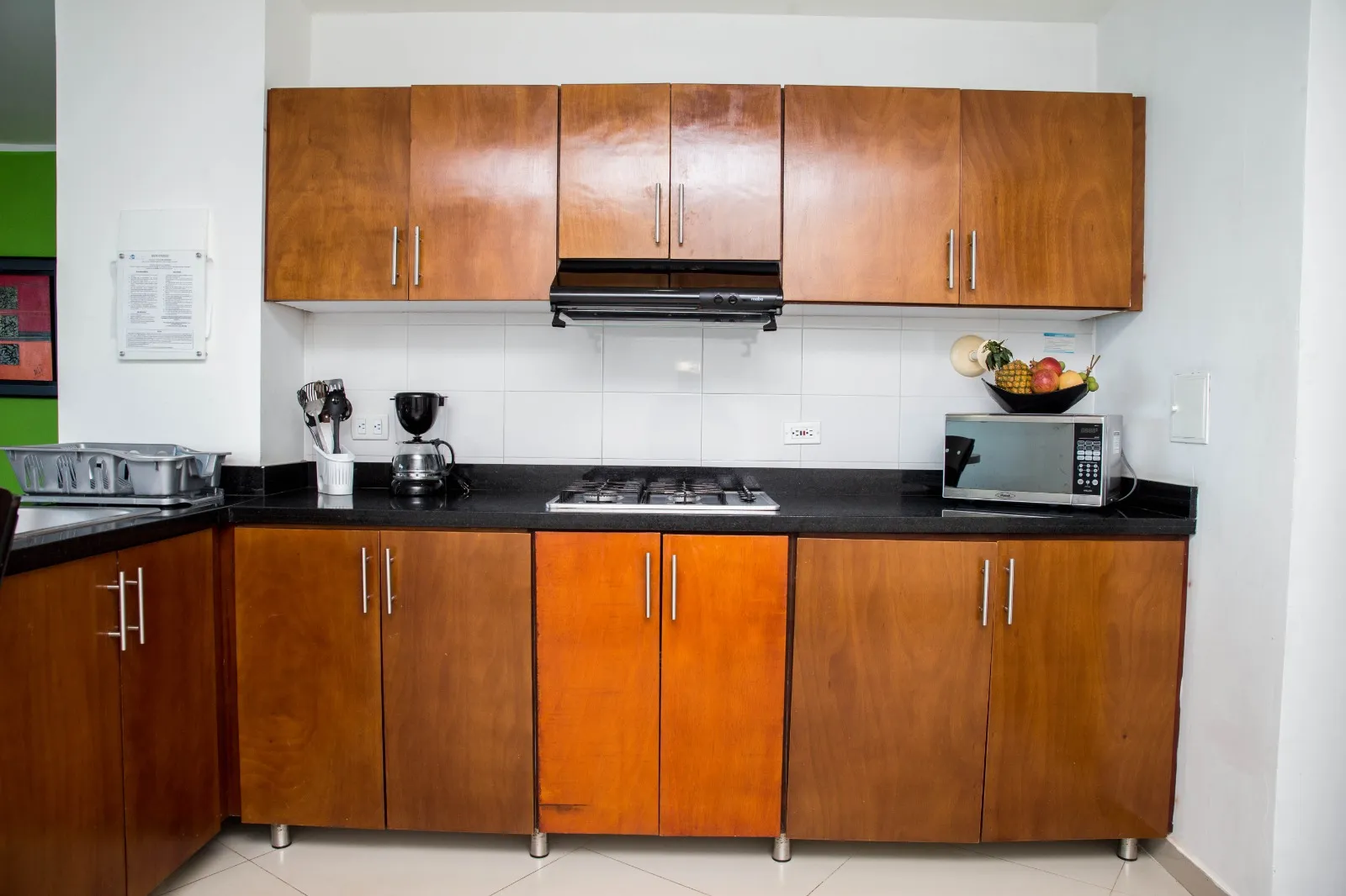 Cocina higienica y completa. Reserva Poseidón del Caribe Apartamento 2003 Dos Alcobas El Laguito Cartagena