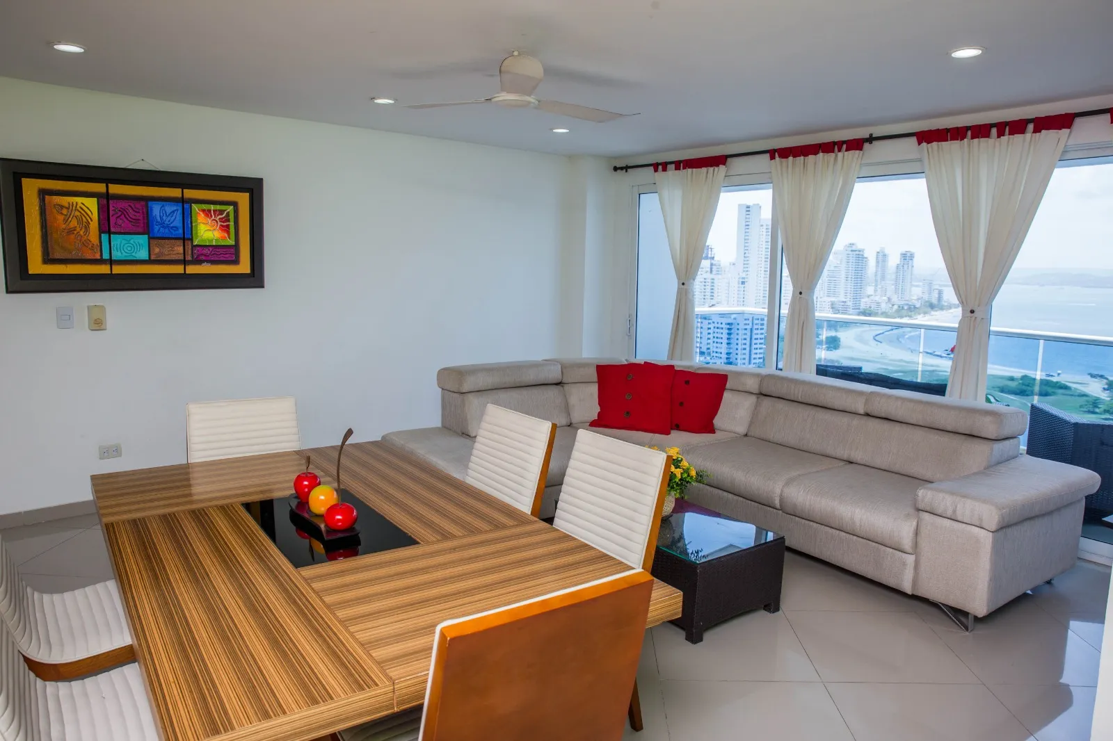 SAla Comedor del apartamento. Reserva Poseidón del Caribe Apartamento 2003 Dos Alcobas El Laguito Cartagena