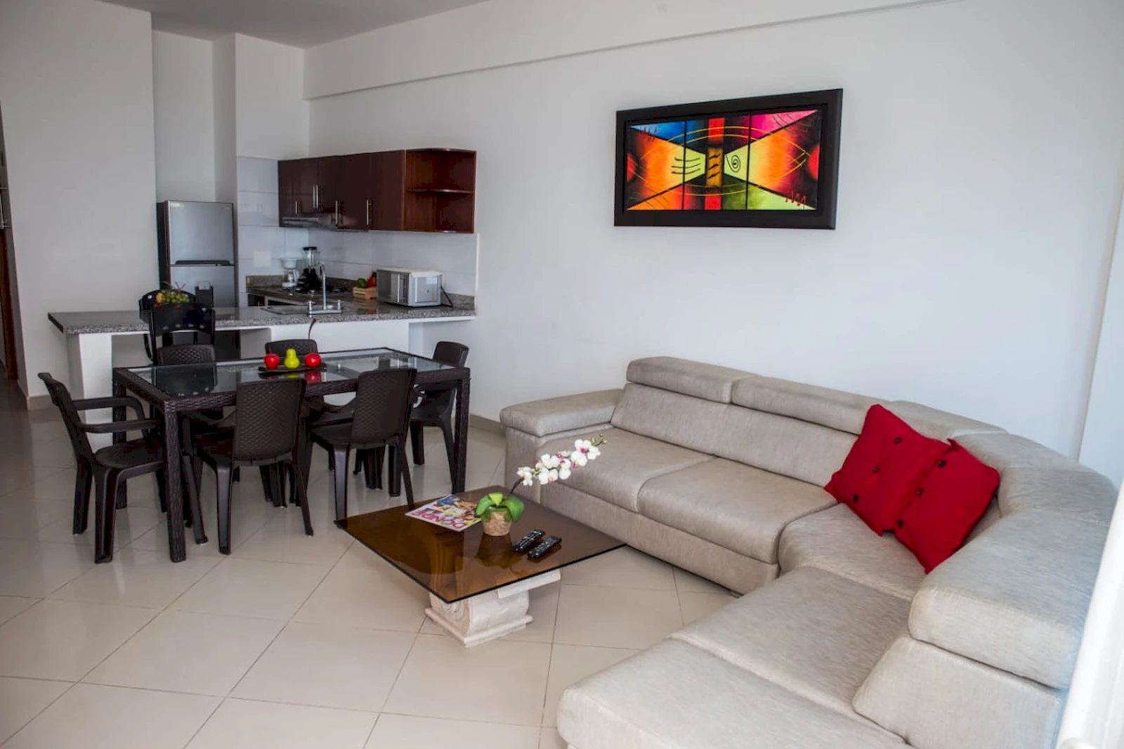 SAla del apartamento. Disfruta Vacaciones Poseidón del Caribe Apartamento 706 Tres Alcobas El Laguito Cartagena