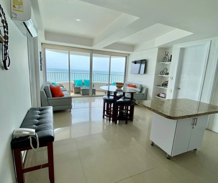 Sala Comedor del apartamento vacacional 1103 Edificio Palmetto Cartagena parte de los apartamentos vacacionales en palmetto