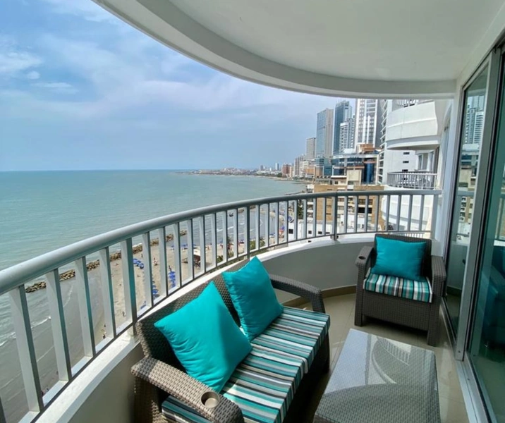 Espectacular Balcón del apartamento vacacional 1103 Edificio Palmetto Cartagena parte de los apartamentos vacacionales en palmetto
