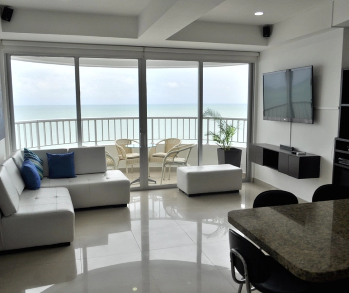Sla y balcon del alquiler de apartamentos Palmetto Cartagena frente al mar